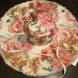 SALE ! Rare Wyeth super huge roses blooms sun hat